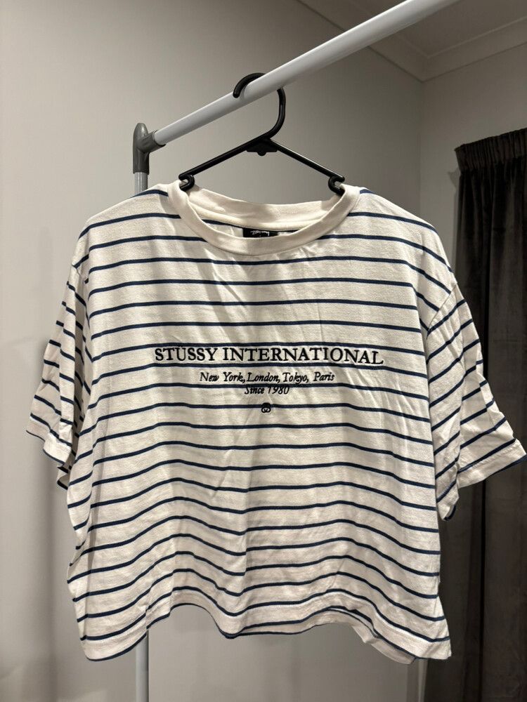 Women’s Stussy Size 8 Tshirt
