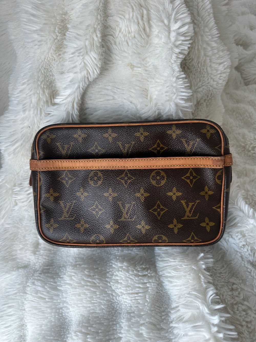 Louis Vuitton Vintage Compiegne 23 Pochette cosmetic case - wash bag - clutch