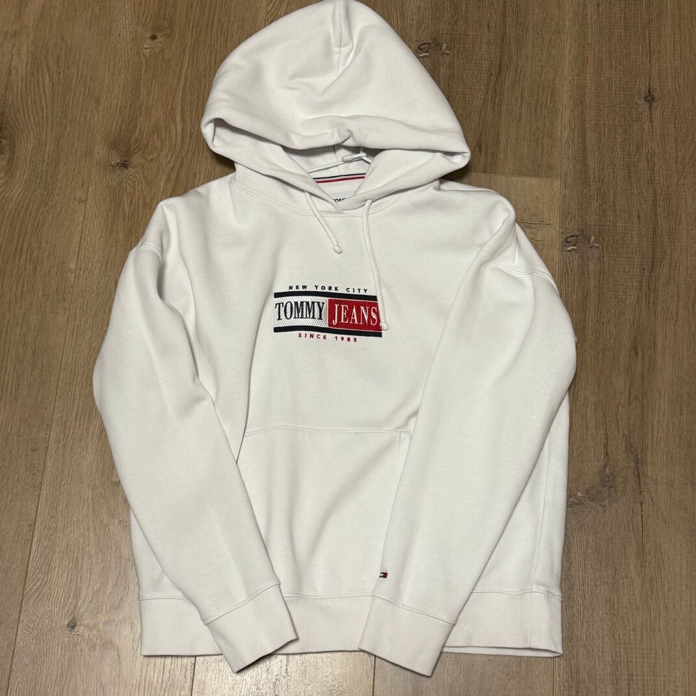 Tommy Hoodie
