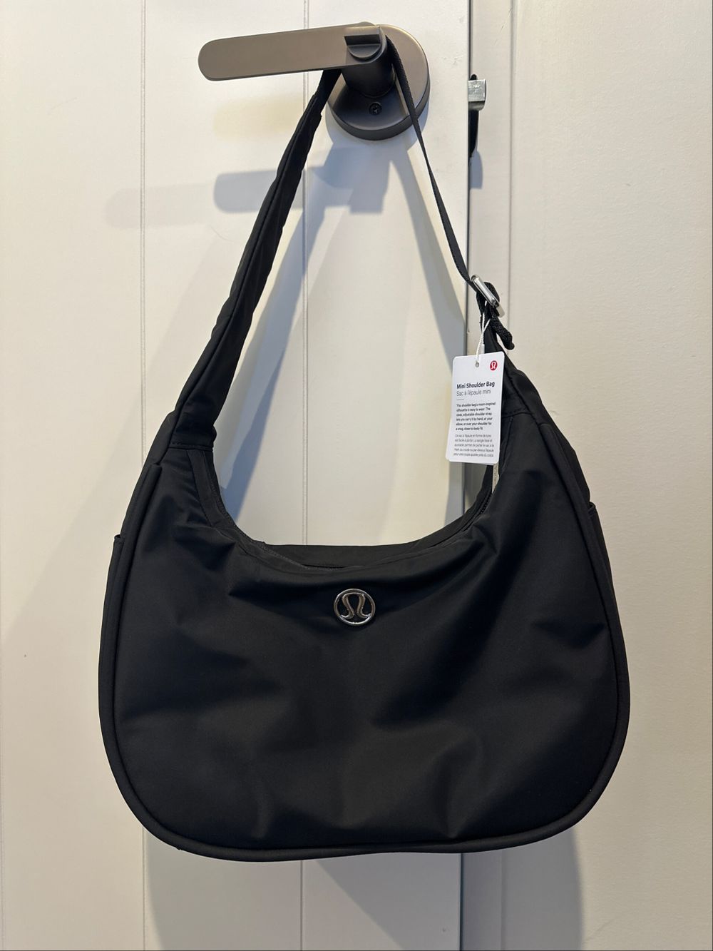 lululemon - Lululemon Mini Shoulder Bag Black New on Designer Wardrobe lululemon - Lululemon Mini Shoulder Bag Black New on Designer Wardrobe