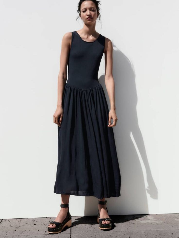 Zara - Drop Waist Knit Dress on Designer Wardrobe