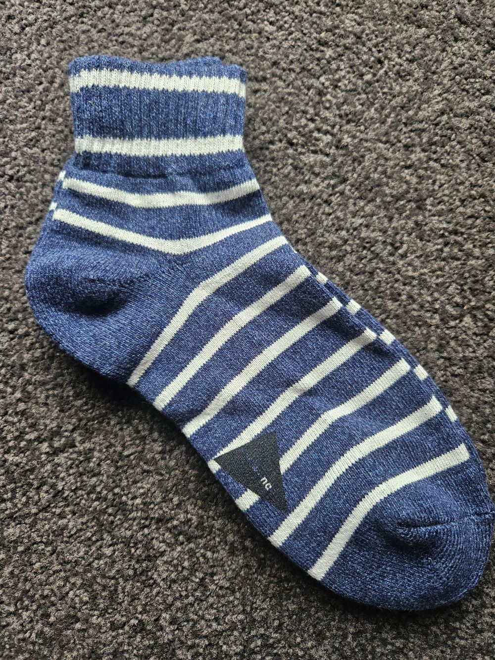 And Wund 100% Wool StripsSocks