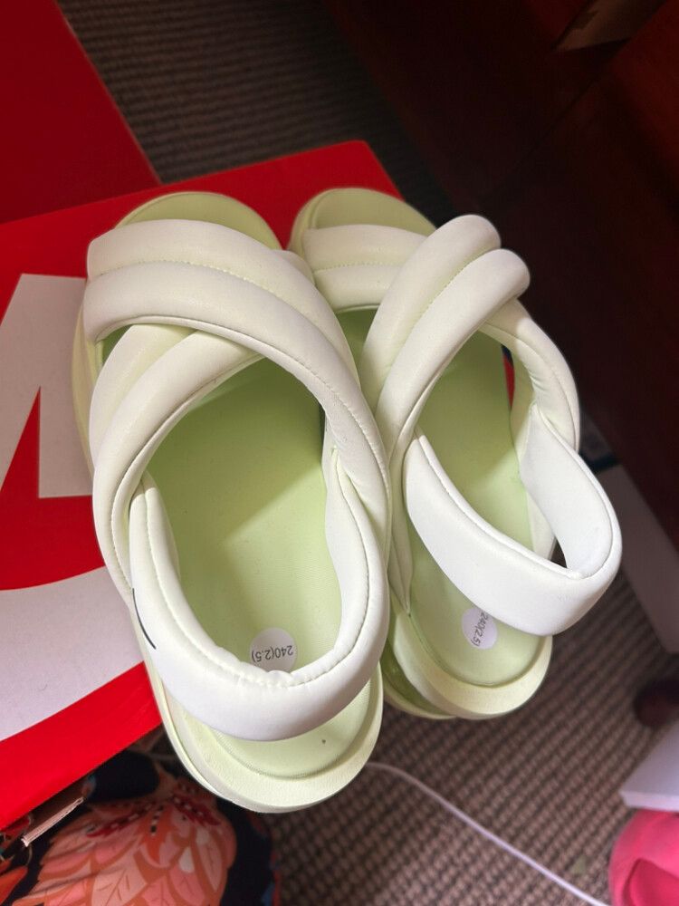 Nike Air Max Isla Sandal