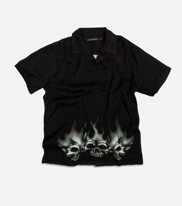 STOLEN GIRLFRIENDS CLUB - SMOKING SKULLS SHIRT