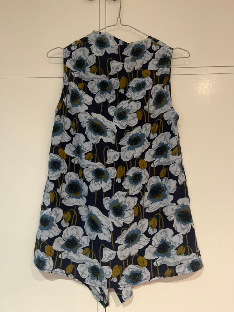 liam silk top