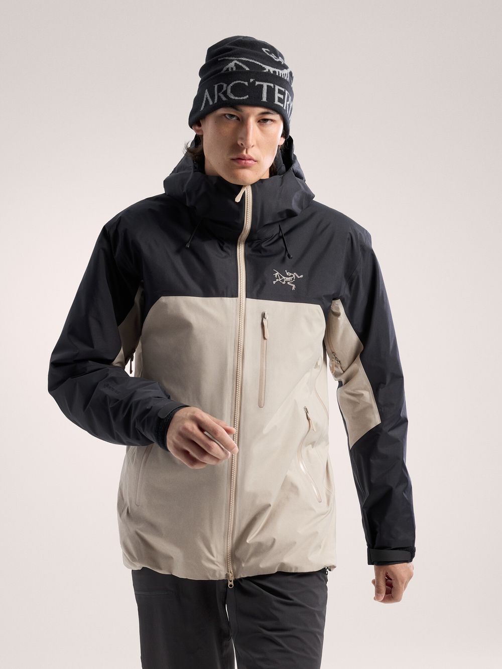 Arc'teryx Beta Insulated Jacket Black / Rune XL
