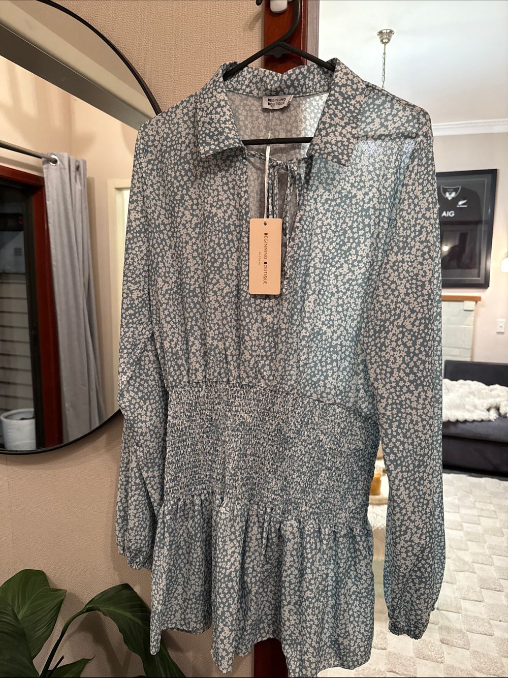 Beginning Boutique Blue Floral Dress Size L