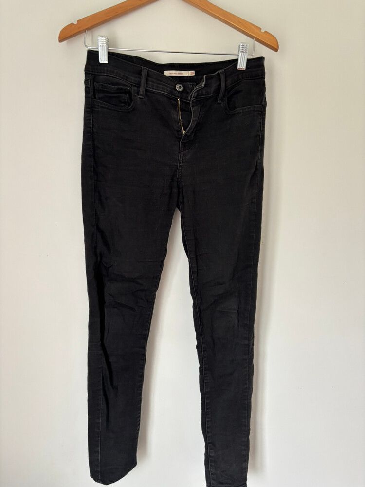 Black Jeans