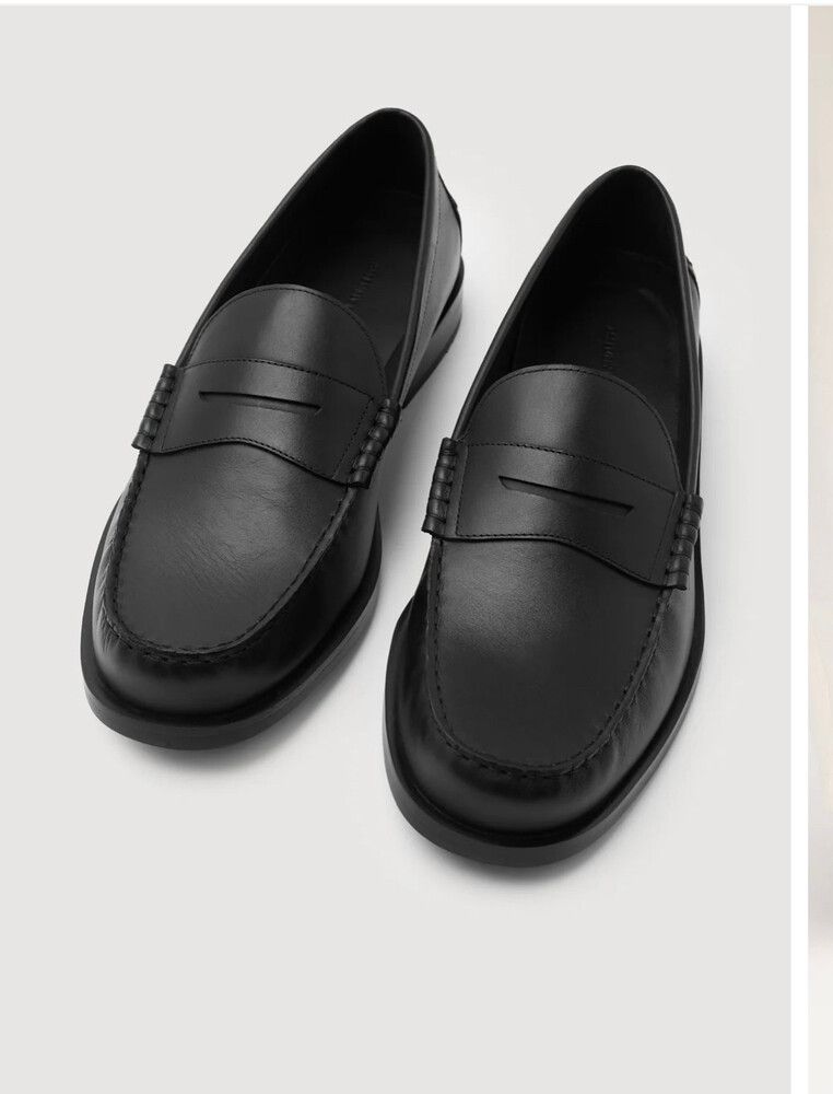 Assembly Label Pierce Loafer