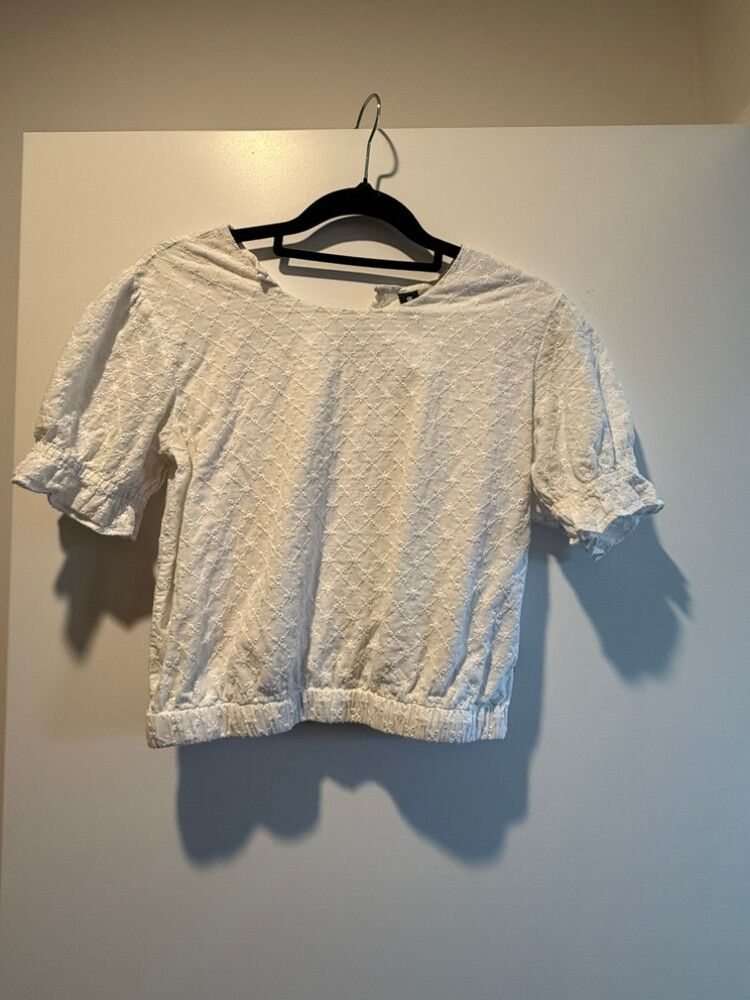 Huffer White Broderie Puff Sleeve Top