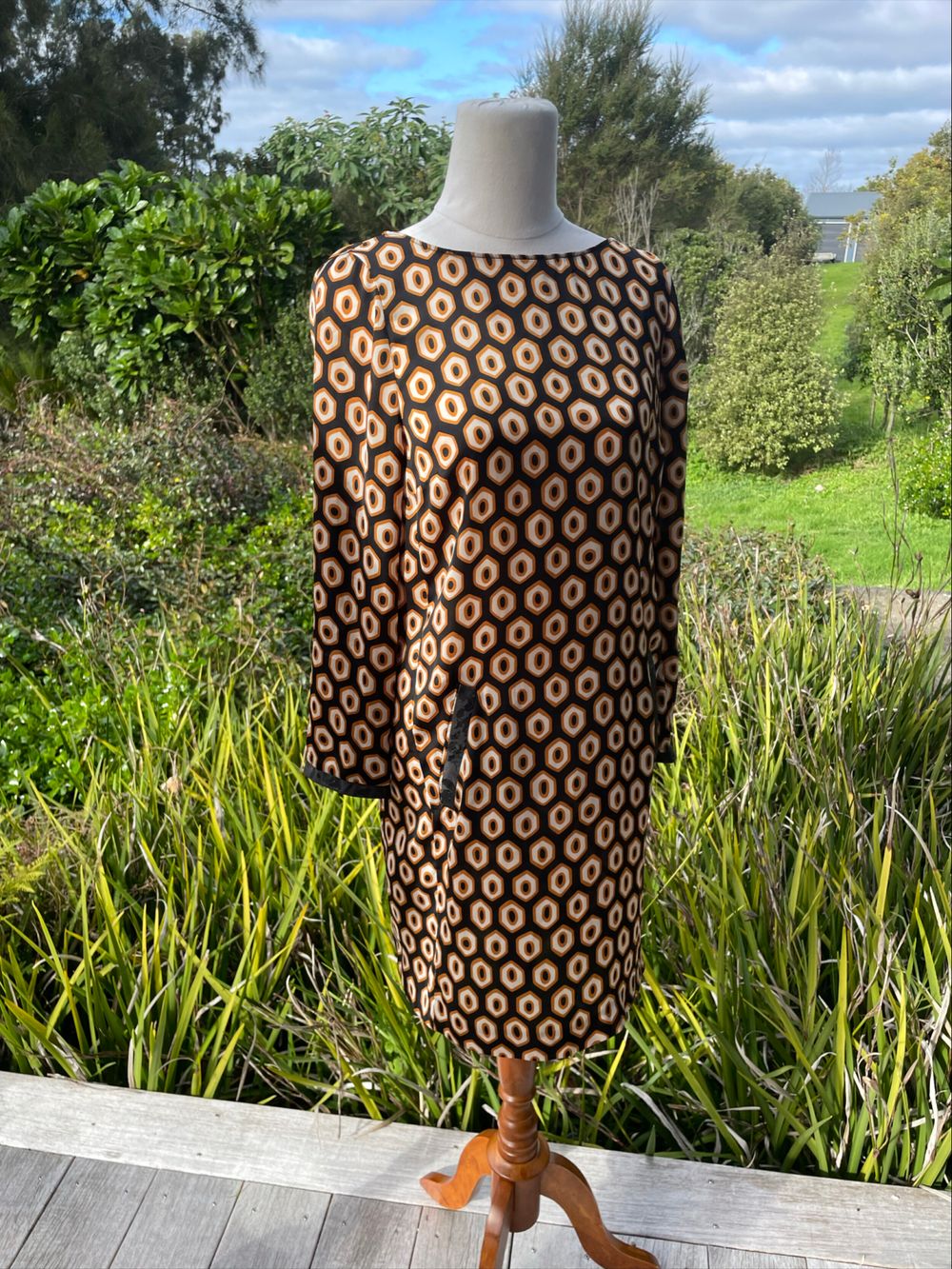 Geometric mod shift dress