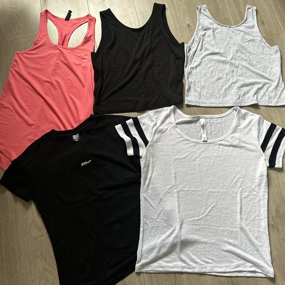 ACTIVEWEAR BUNDLE !!! 5x Tops - Size XS