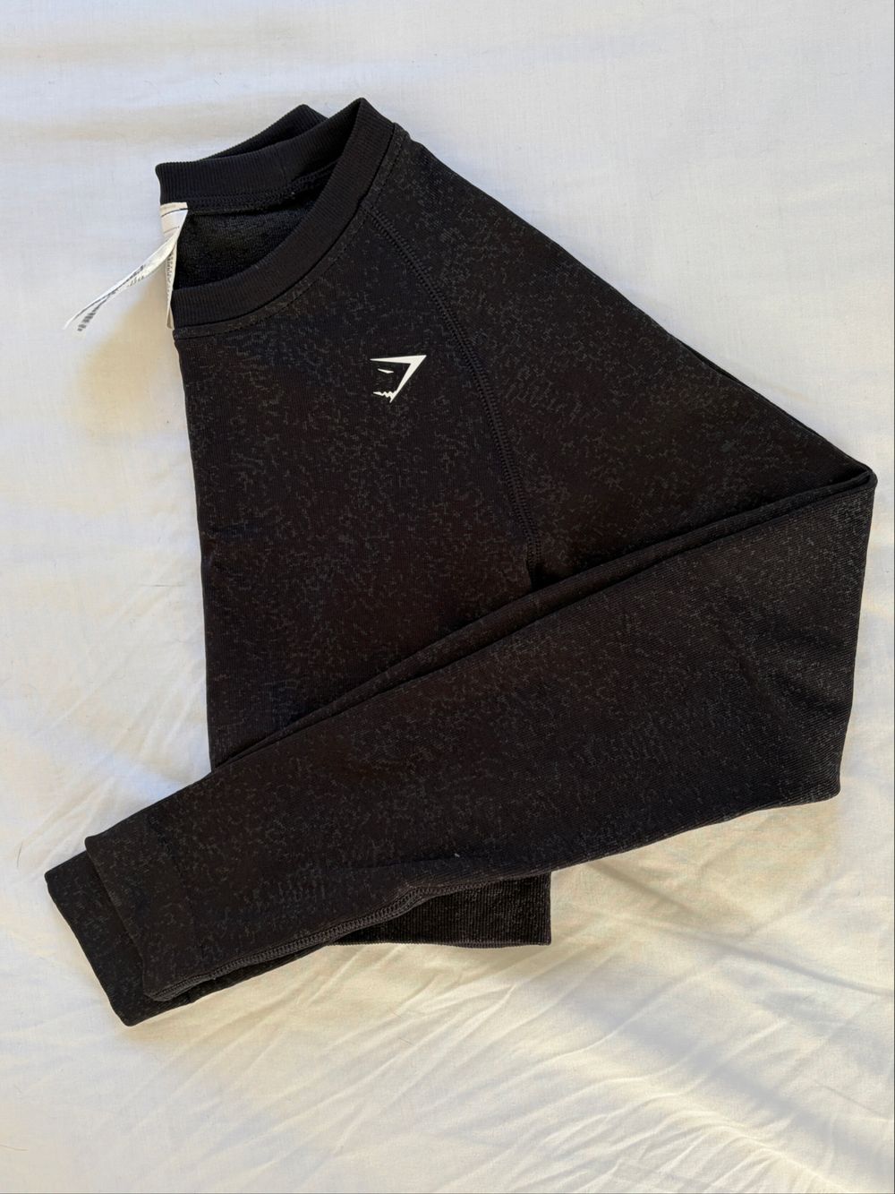 Gym Shark Long Sleeve Crop Top