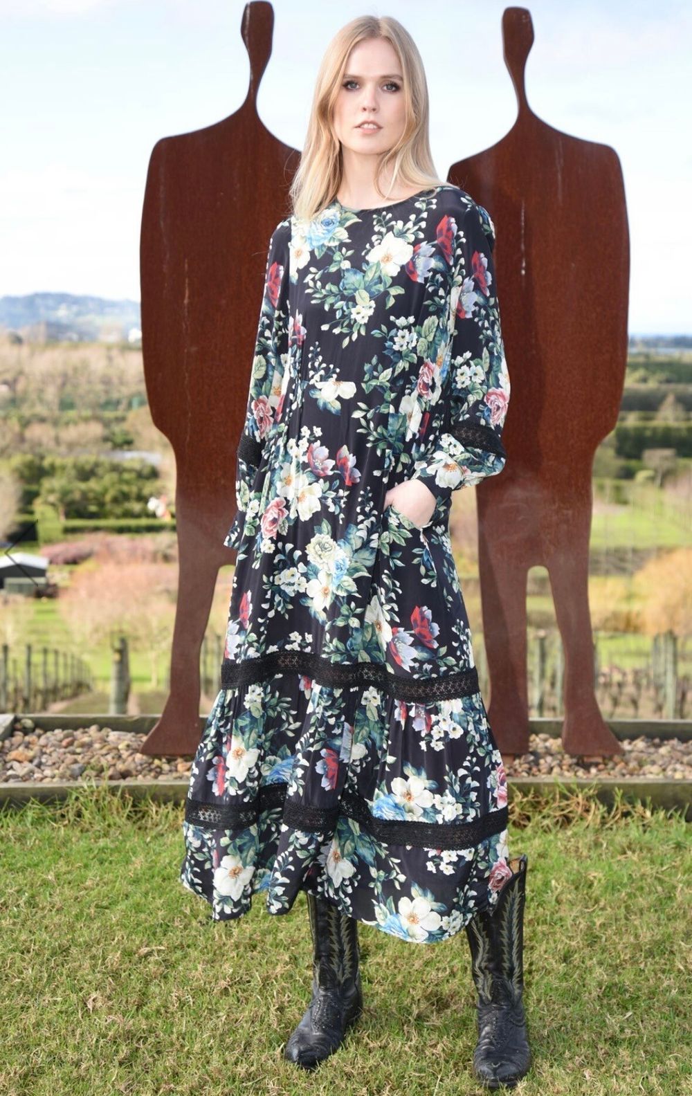 Trelise Cooper Luxury Designer Harvest Moon Midnight Floral Lace S Dress