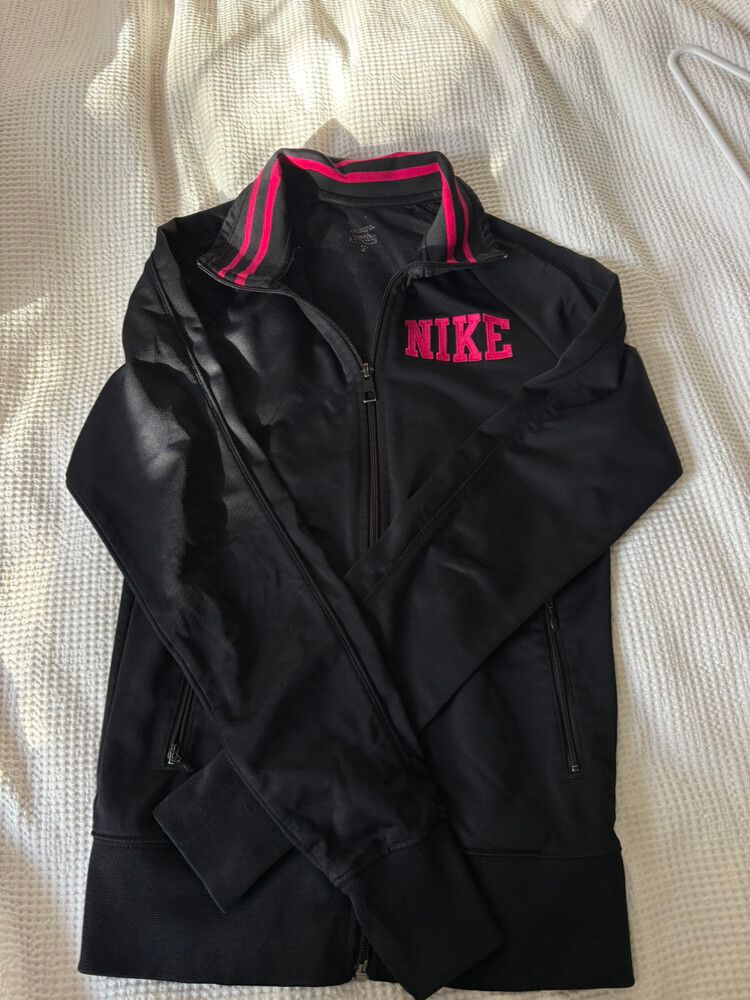 pink vintage nike jumper