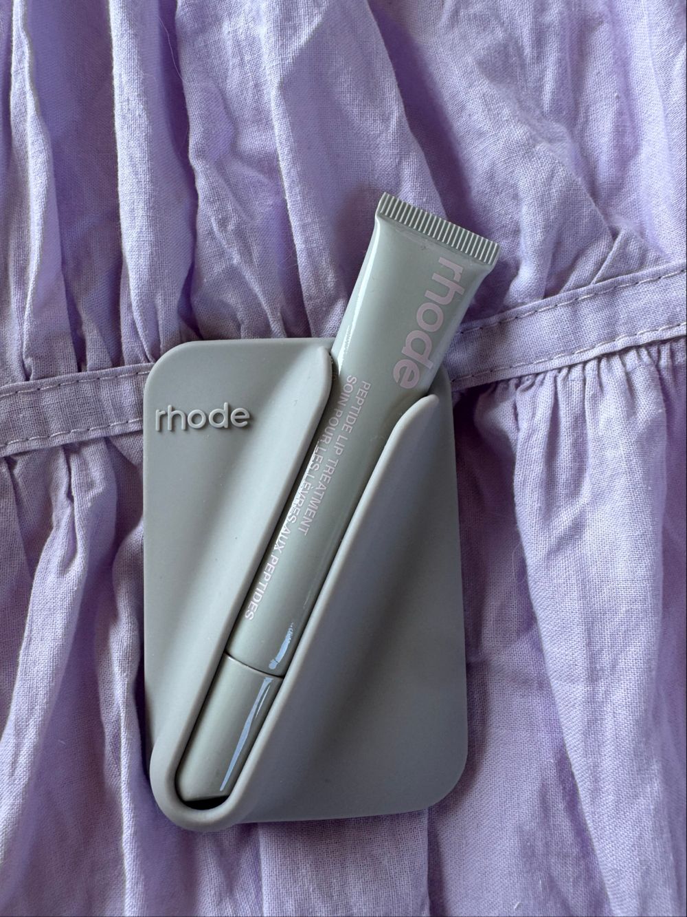 Grey Rhode Snap On Lip Balm MagSafe Case