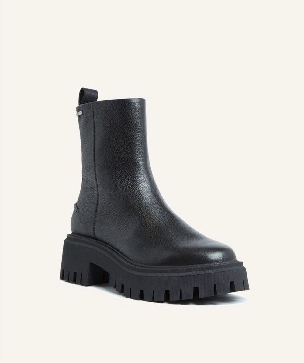 Mi Piaci Combat Boots!