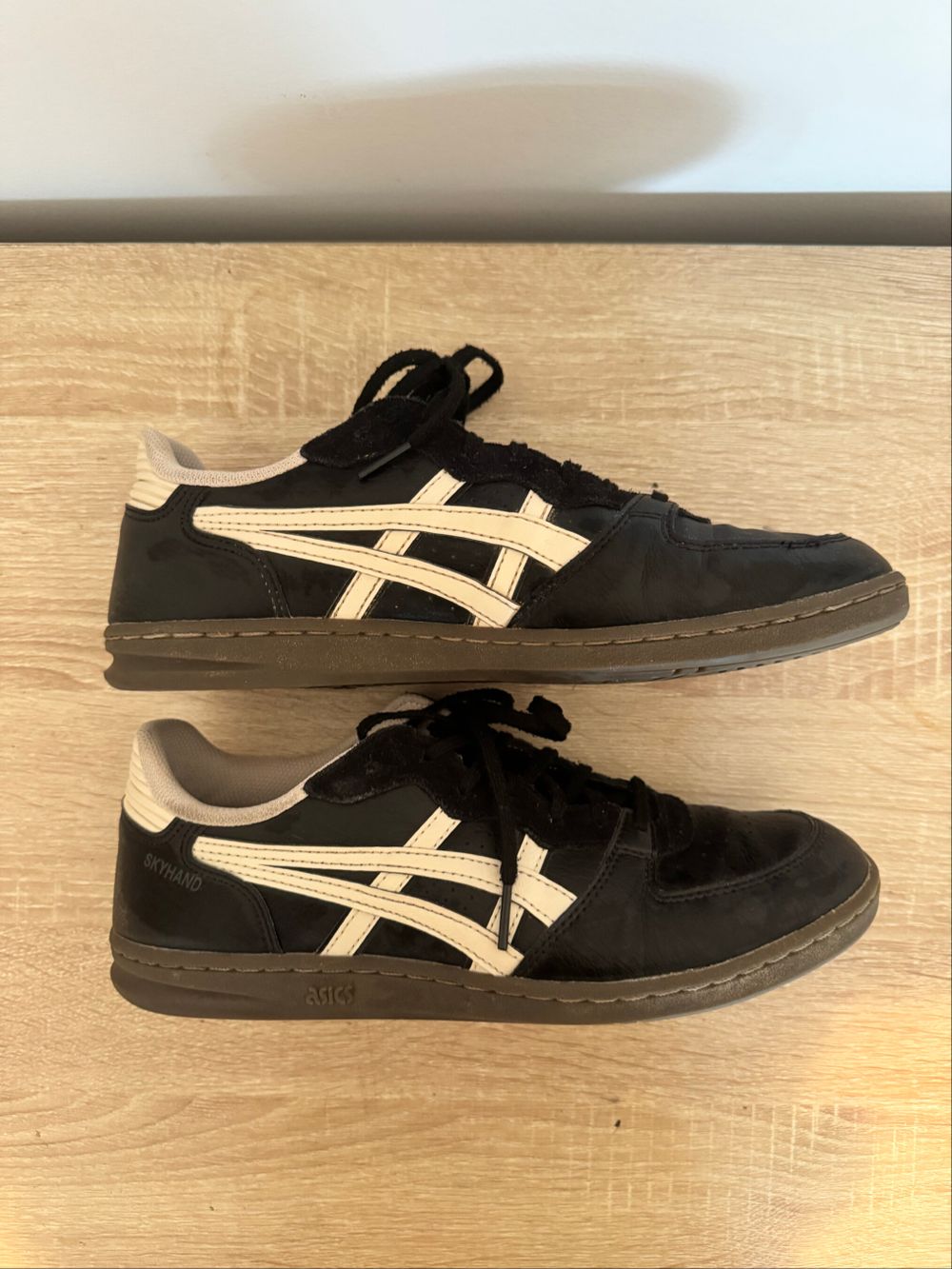 Asics Black Skyhand Sneakers