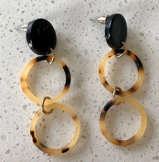 Tortoiseshell and black drop earrings