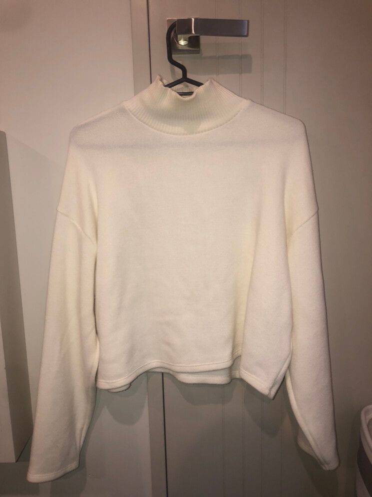 white turtle neck zara