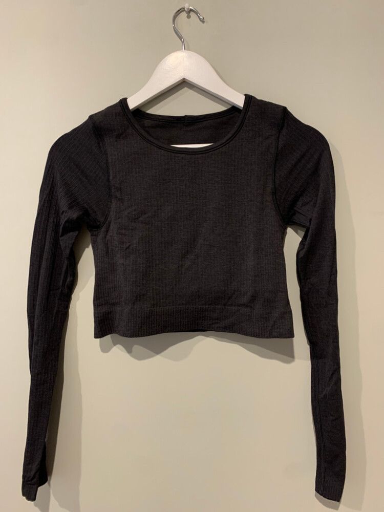Lululemon Black Long Sleeve Top
