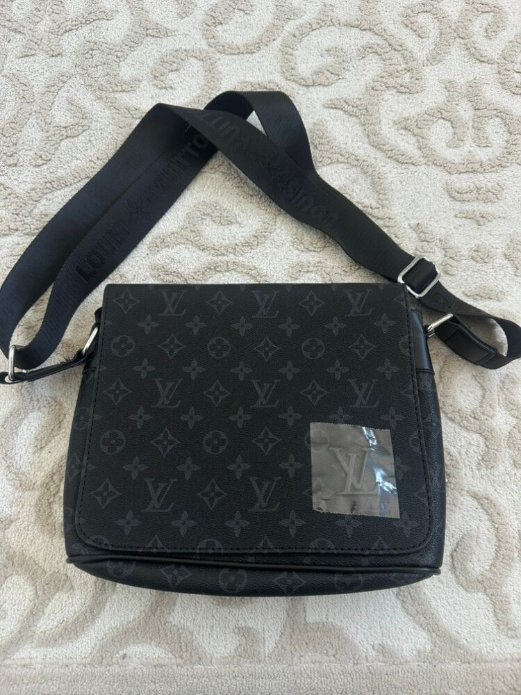 Louis Vuitton Black Monogram Crossbody Bag