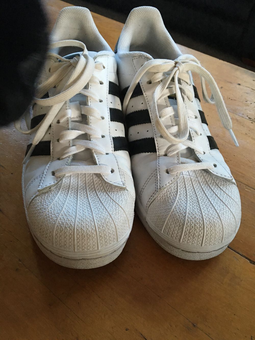 adidas gazelle silver green womens ADIDAS Superstar 82 'GY8798' Leopard Print Fur Sneakers (10)