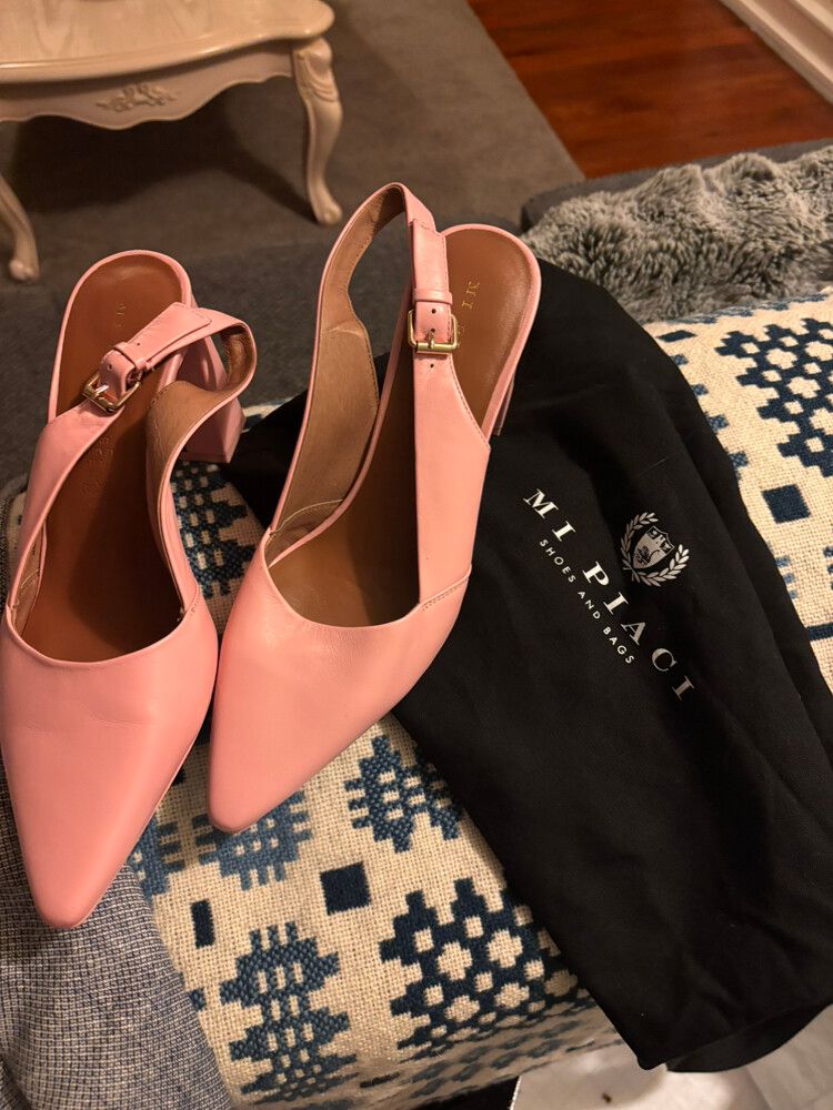 Mi Piaci Blush Pink Heels