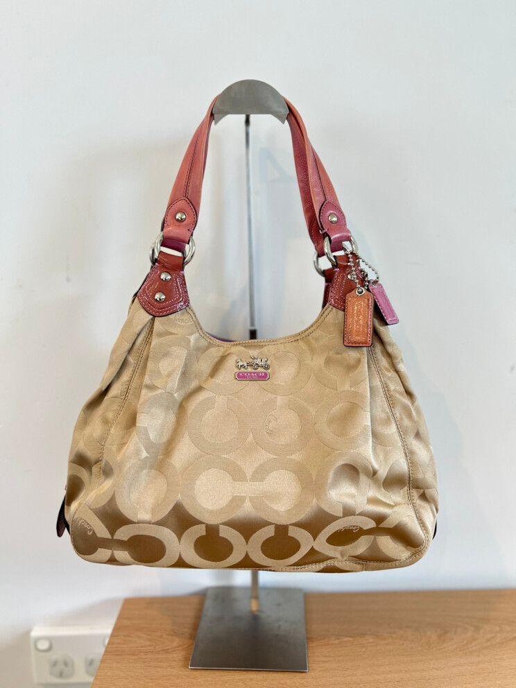 Authentic Coach Madison Op Art Sateen Maggie hobo shoulder bag