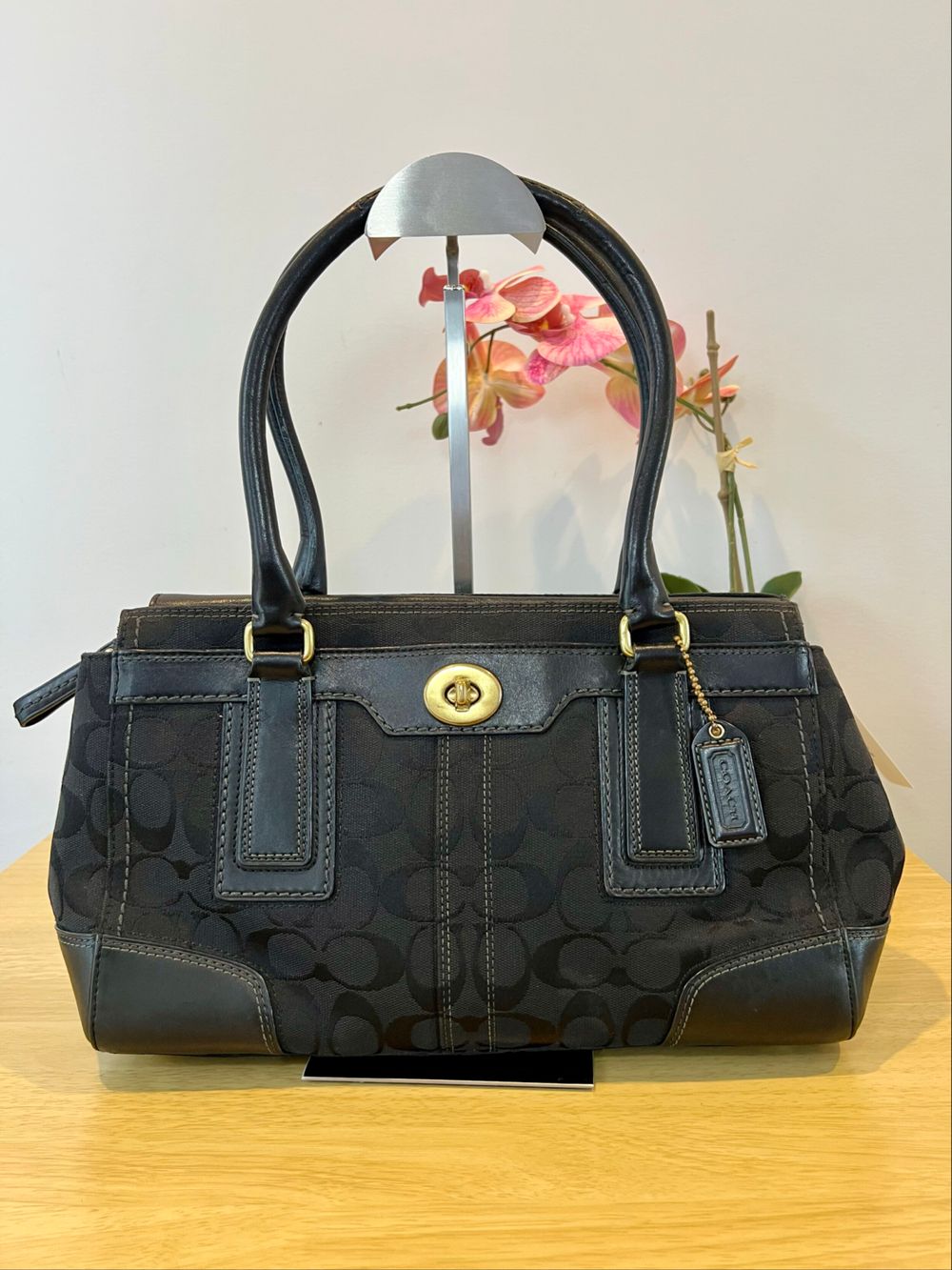 Authentic Y2K Coach Hamptons Shoulder Bag