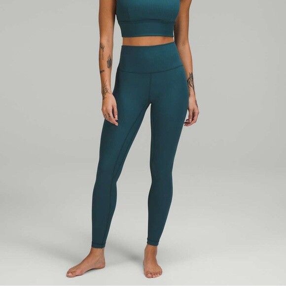 Lululemon Align leggings in perfect brand new condition
