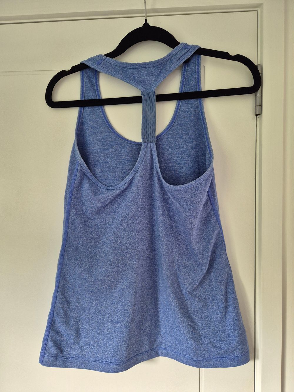 Lorna Jane singlet