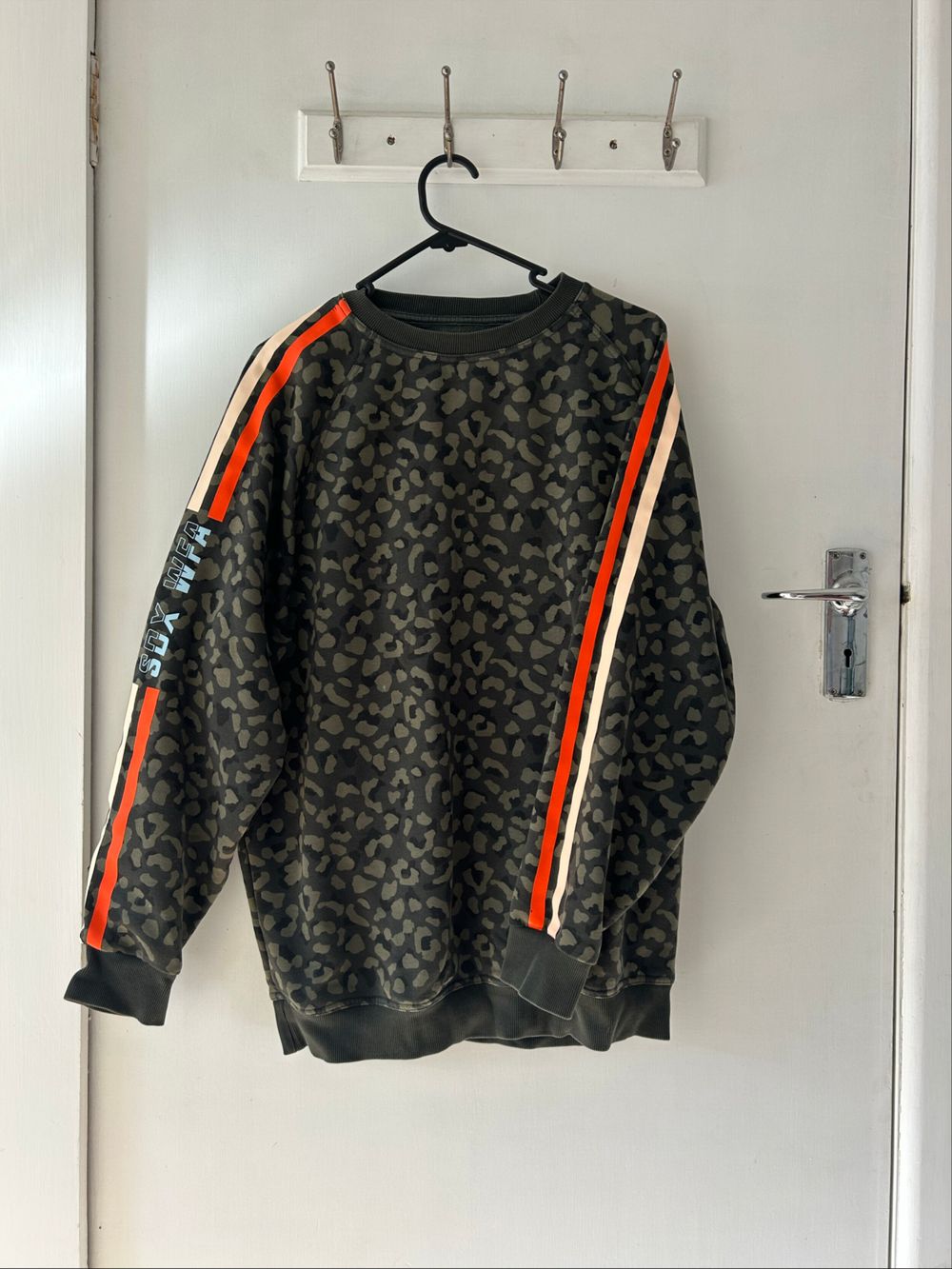Sdx Wfa Green Leopard Print Sweatshirt