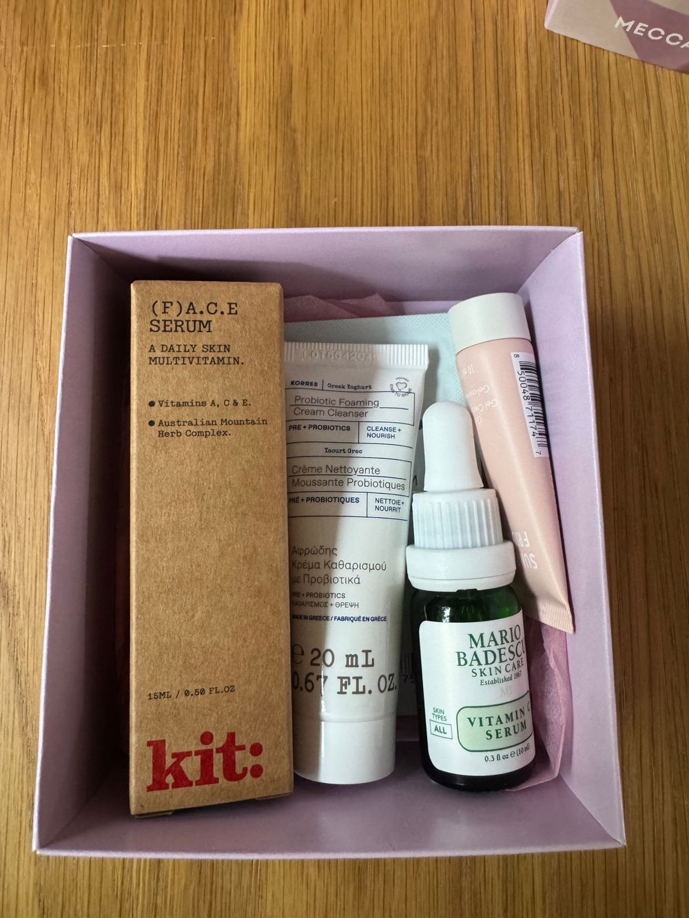 Mecca Beauty Loop Box Lvl. 3