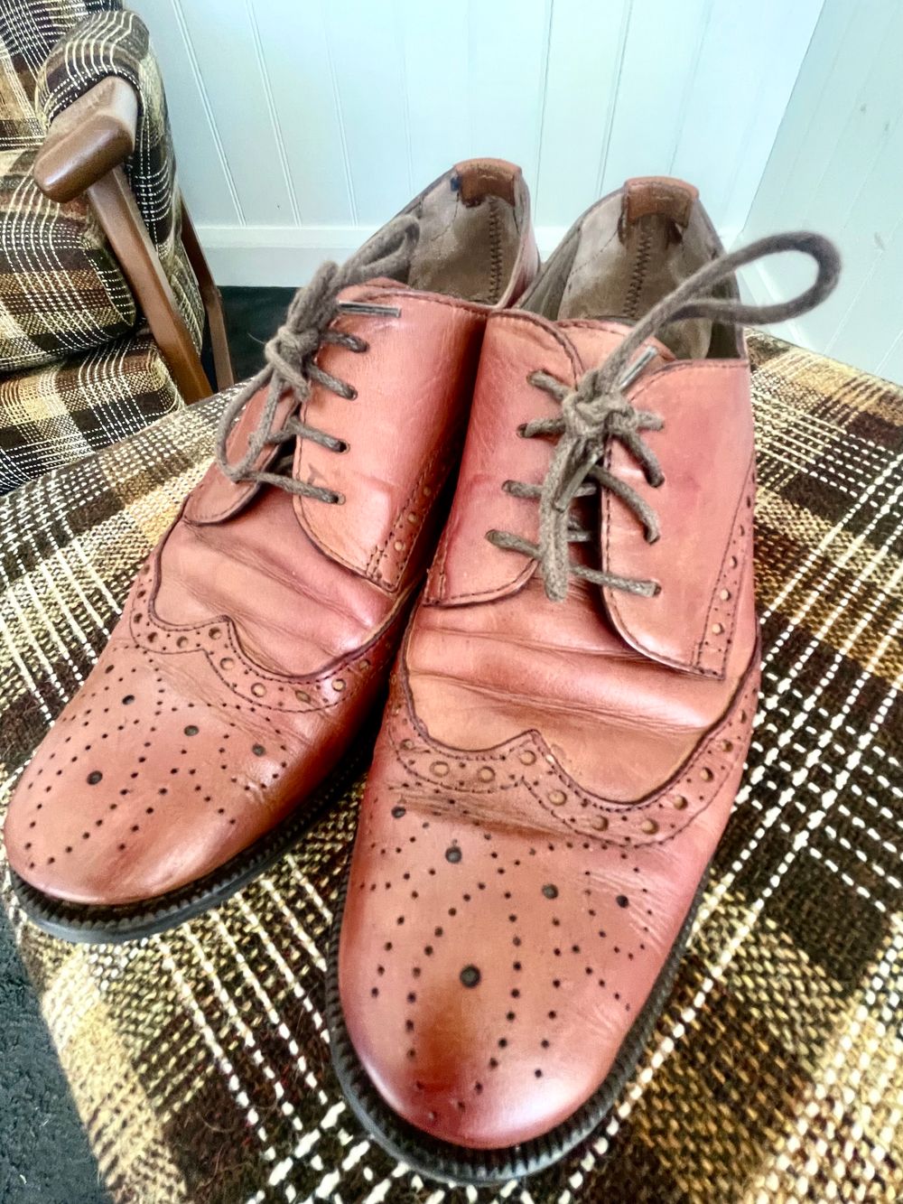 Brown Leather Brogue Lace-Up Shoes