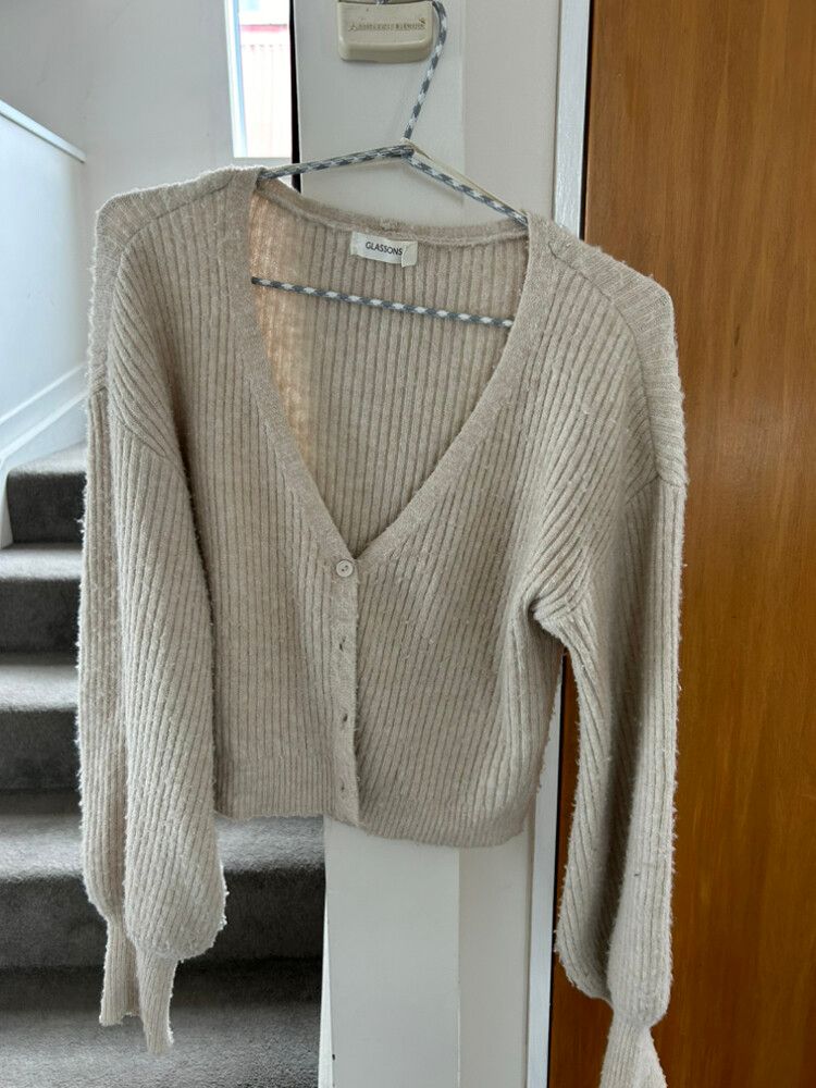 Glassons - Glassons Beige Crop Cardigan on Designer Wardrobe