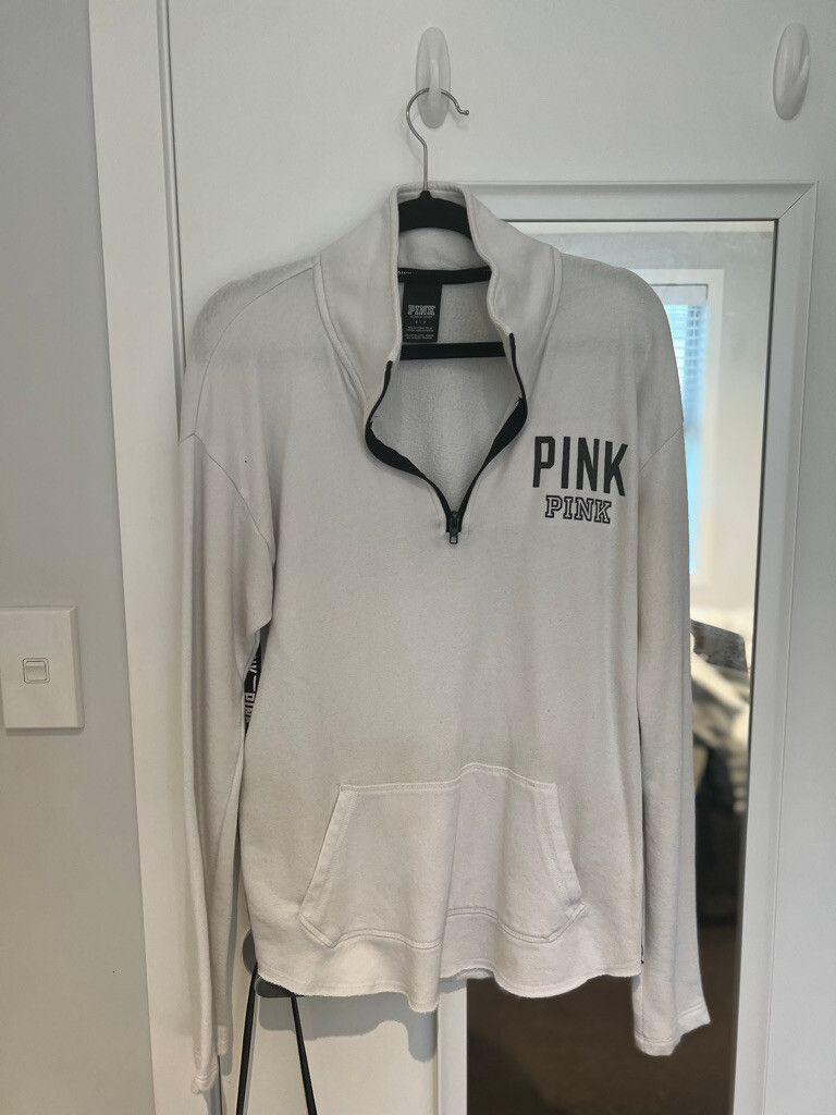 PINK Crew Neck