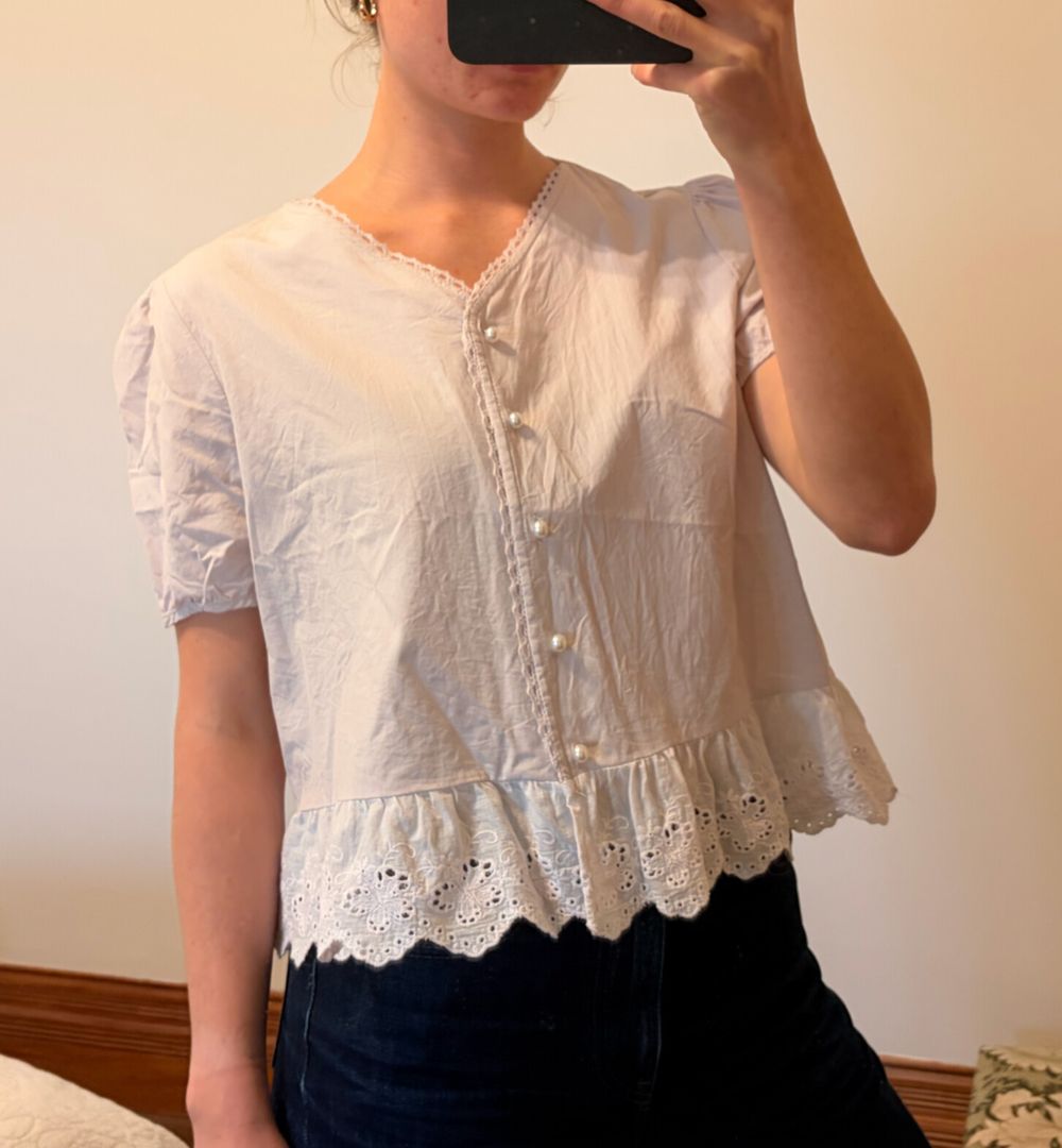lilac Short Sleeve Top With Lace Hem