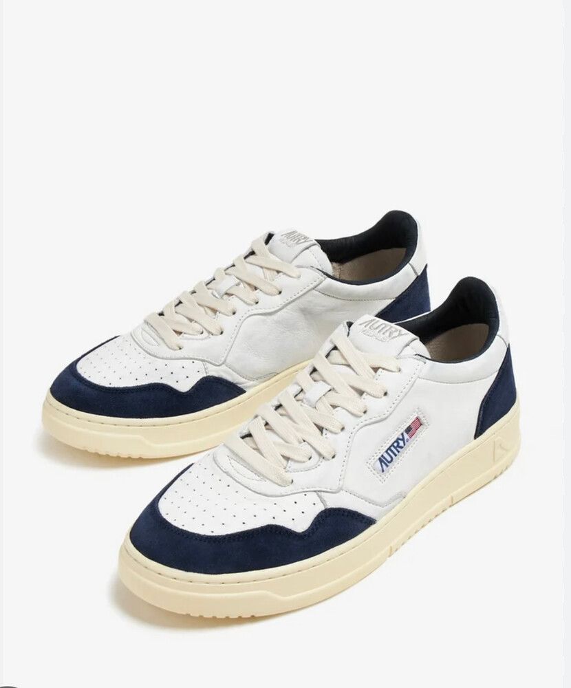 Autry medalist low sneakers