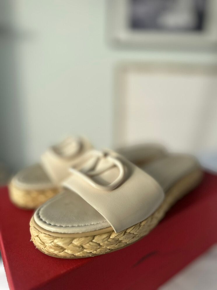 Valentino Resort slides