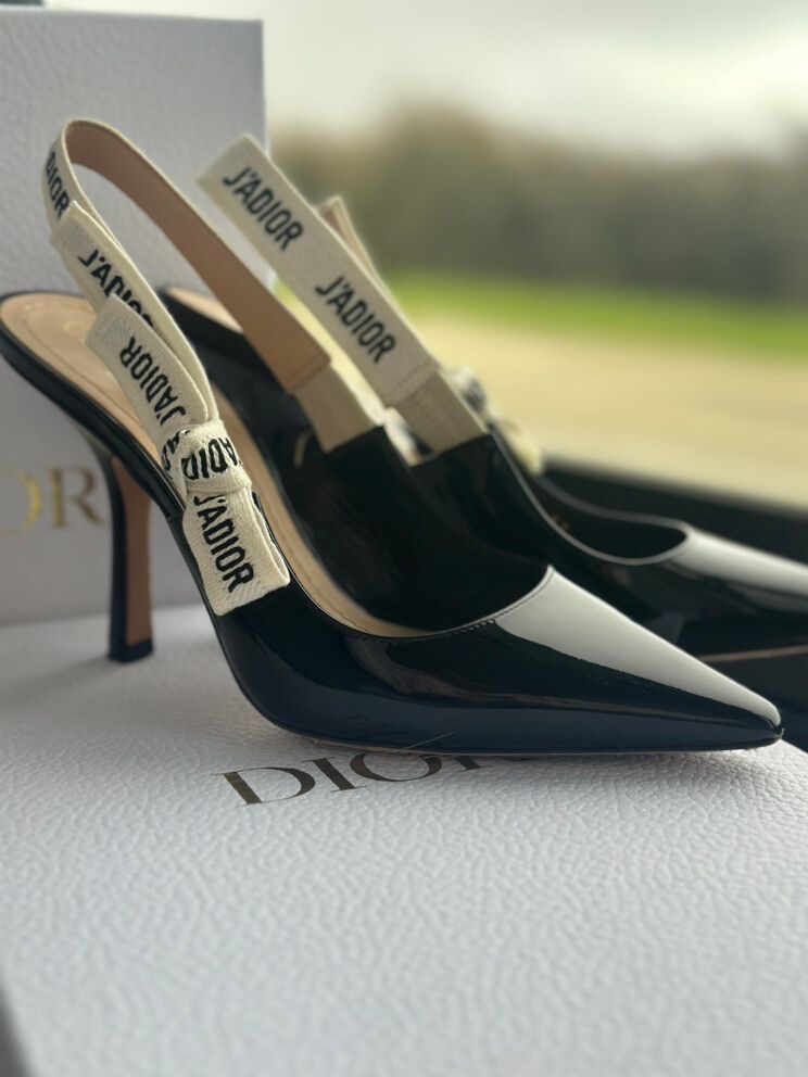 J'Adior Slingback Pump