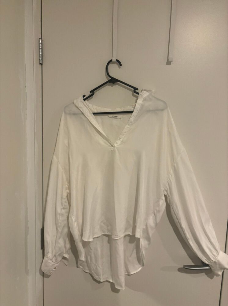 MAX White Blouse Top