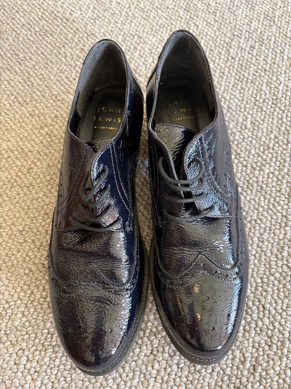 Oxford lace-up