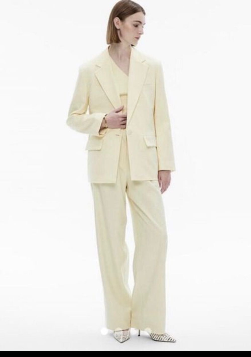 Witchery wool light yellow suit
