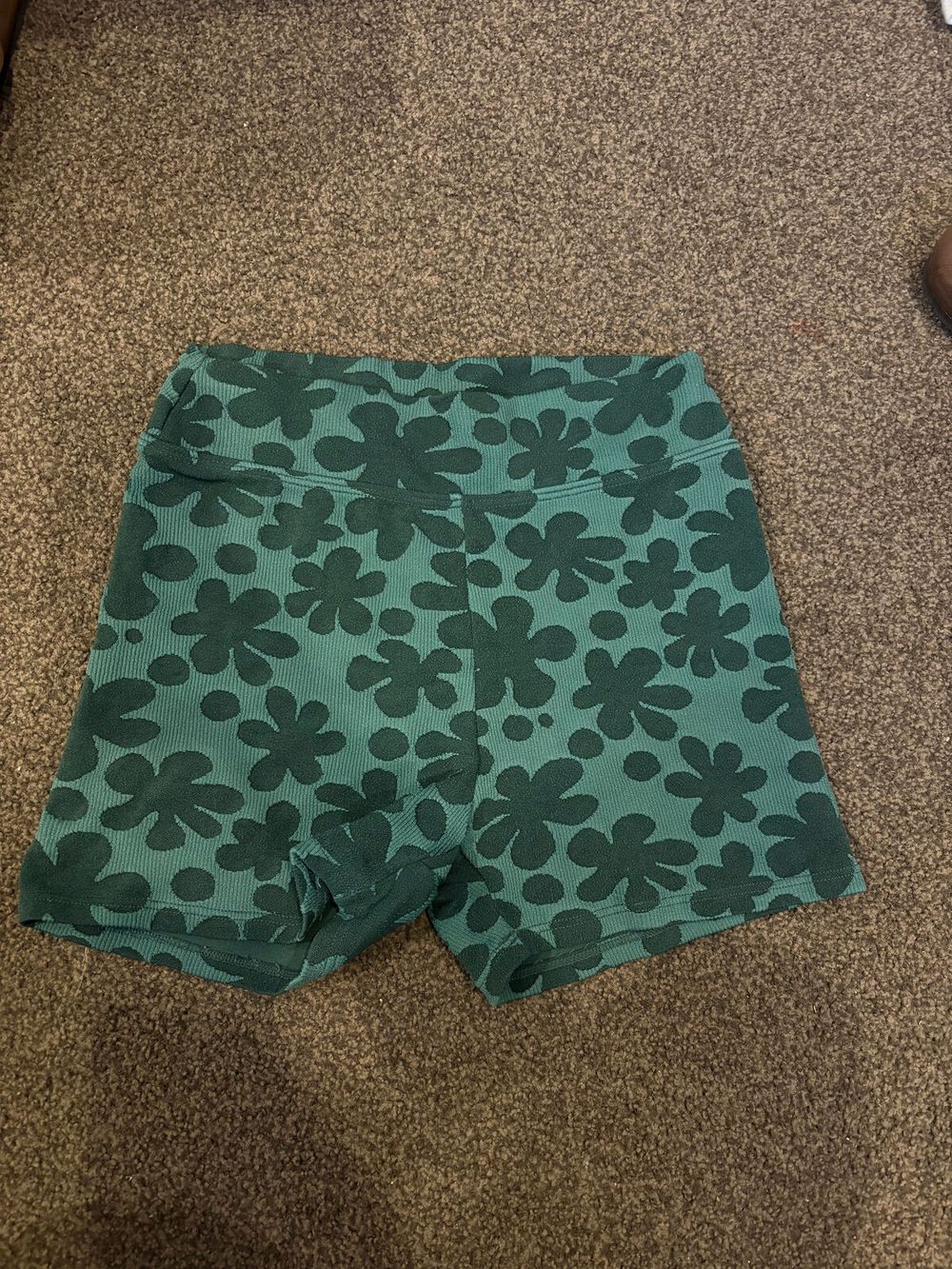 Thrills Green knit shorts
