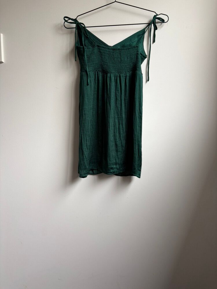 Princess Polly - Green Tie Strap Dress on Designer Wardrobe
