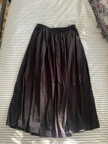 black heavy weight skirt