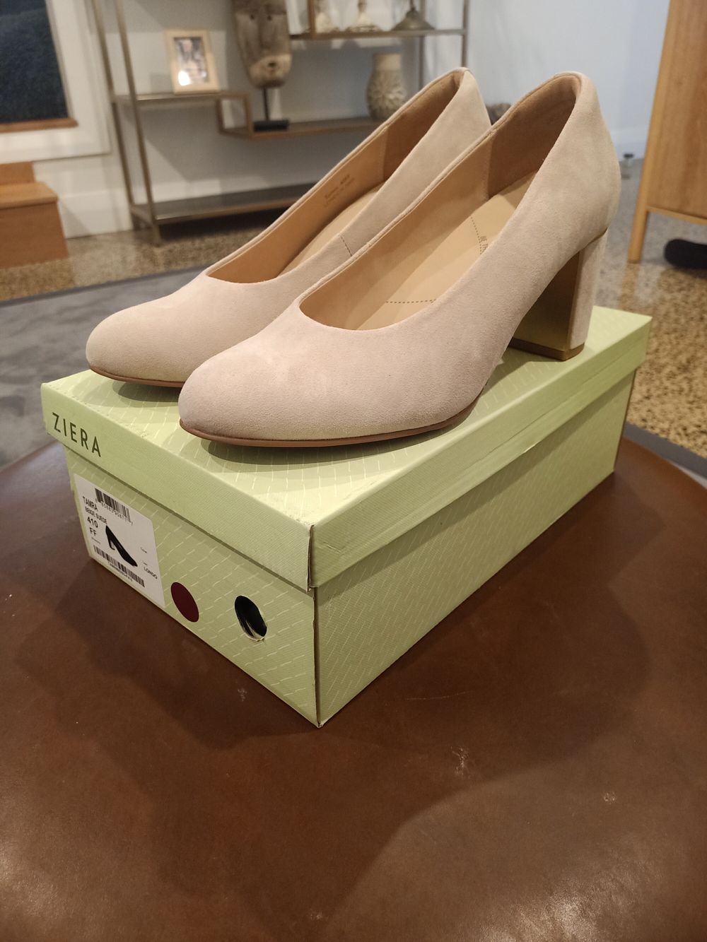 Ziera Tamra beige suede