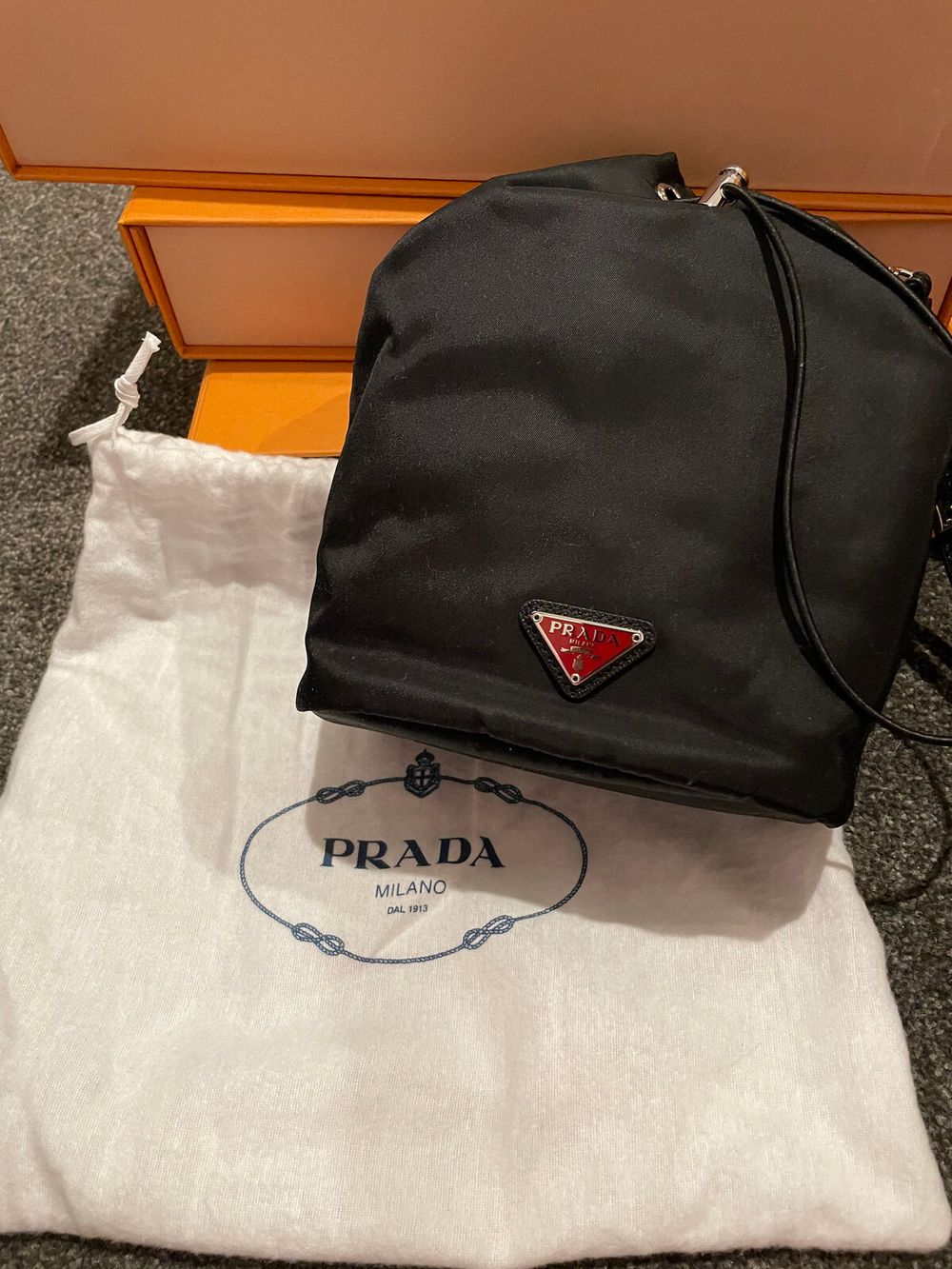 Nylon Bucket Pouch