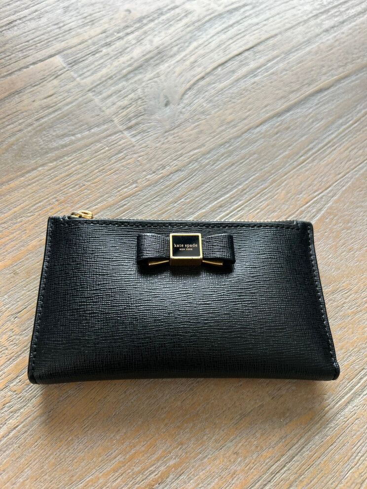 Kate Spade Black Bow Wallet